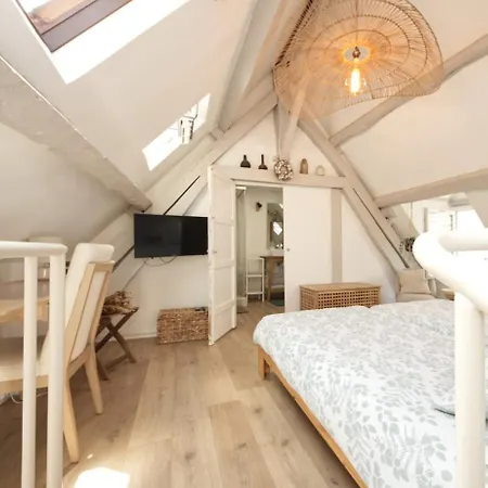 4 étoiles Au Calme à Proximité De La